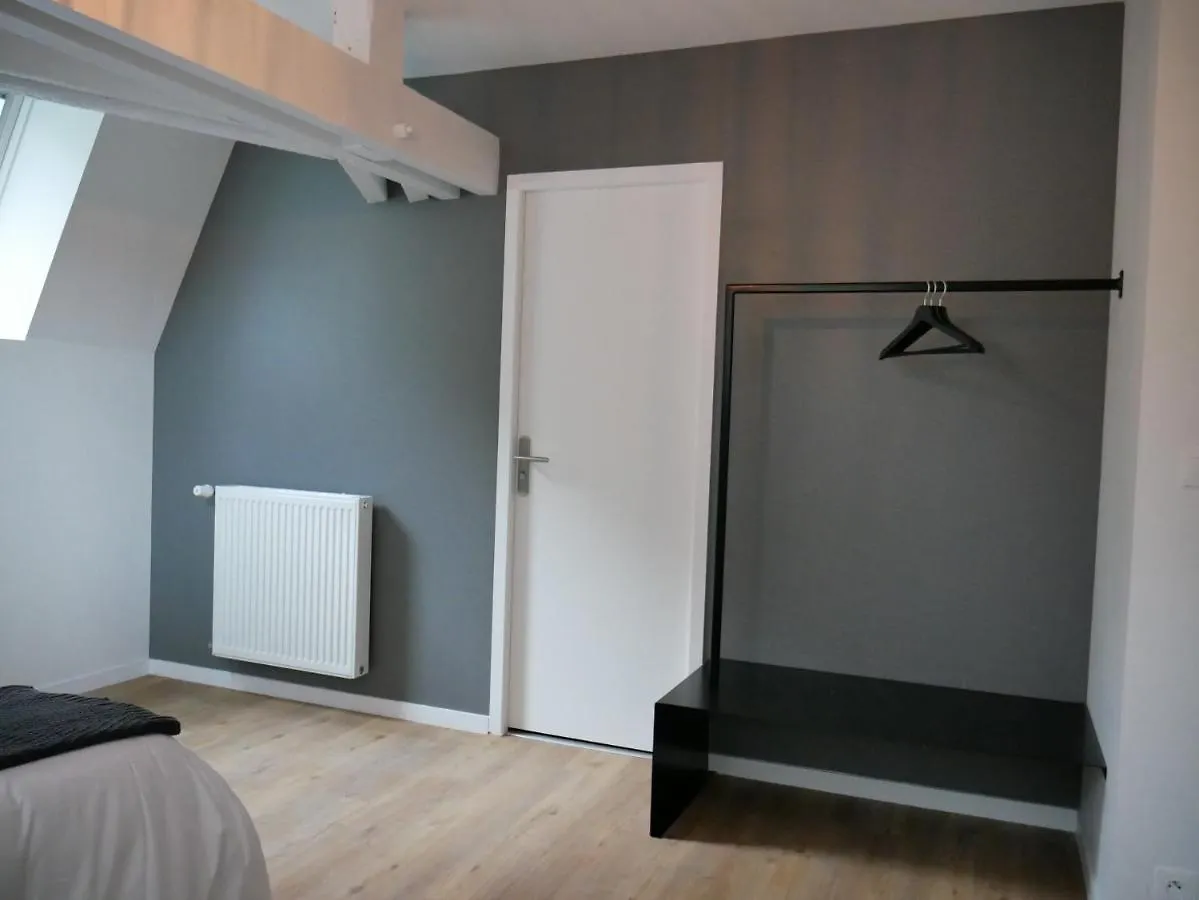 Bed & Breakfast Kastellren - Rennes - Grand Parking Prive Bed and Breakfast